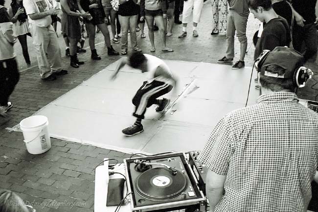 Sidewalk Dancing, Portland Maine